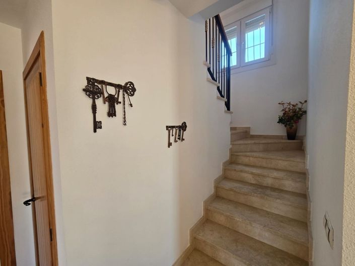 Image No.27-4 Bed Villa for sale