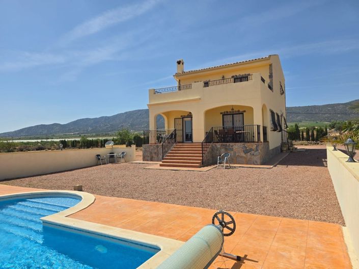 Image No.7-4 Bed Villa for sale