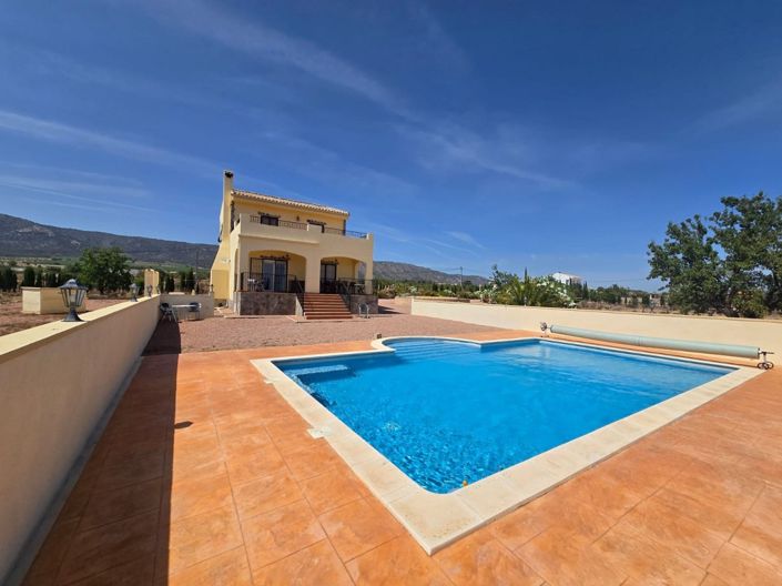 Image No.8-4 Bed Villa for sale
