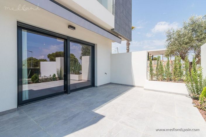 Image No.3-3 Bed Apartment for sale