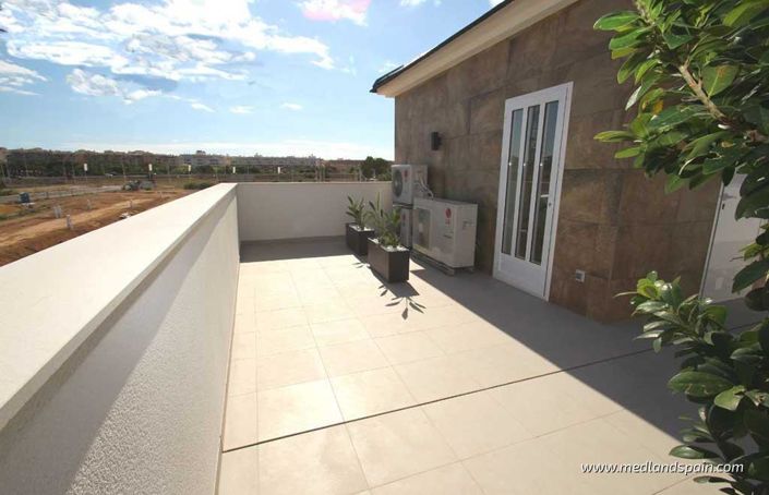Image No.13-Villa de 4 chambres à vendre à San Miguel de Salinas