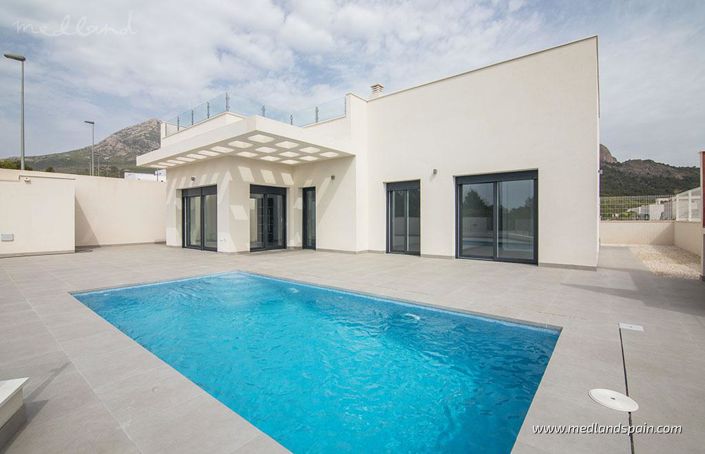 Image No.2-3 Bed Villa for sale