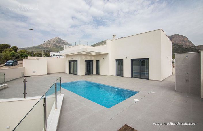 Image No.6-3 Bed Villa for sale