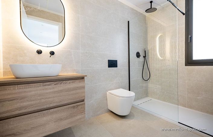 Image No.8-3 Bed Villa for sale