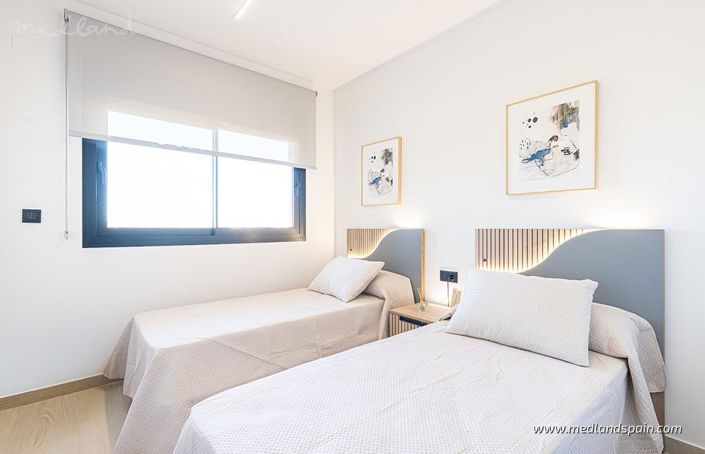 Image No.15-2 Bed Apartment for sale
