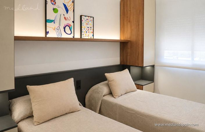 Image No.12-3 Bed Apartment for sale