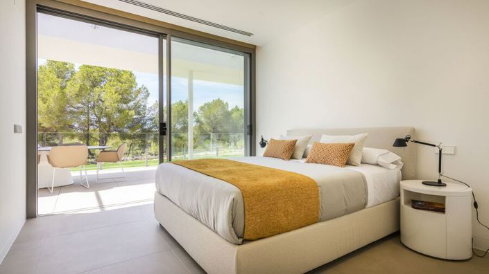 Image No.15-3 Bed Villa for sale