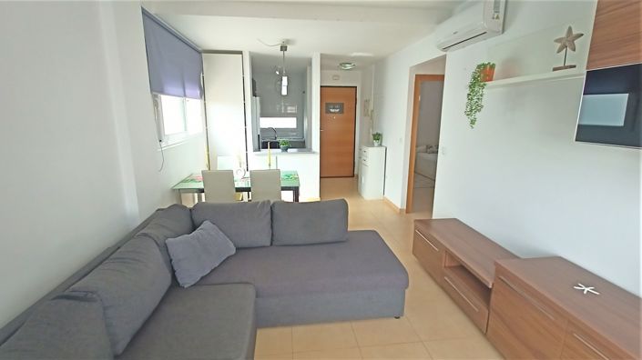 Image No.4-2 Bed Property for sale