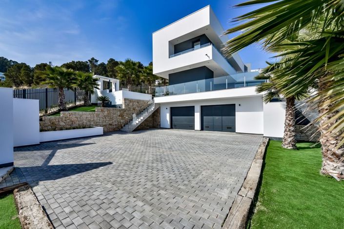 Image No.4-3 Bed Villa for sale