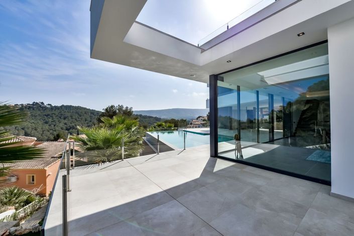 Image No.3-3 Bed Villa for sale