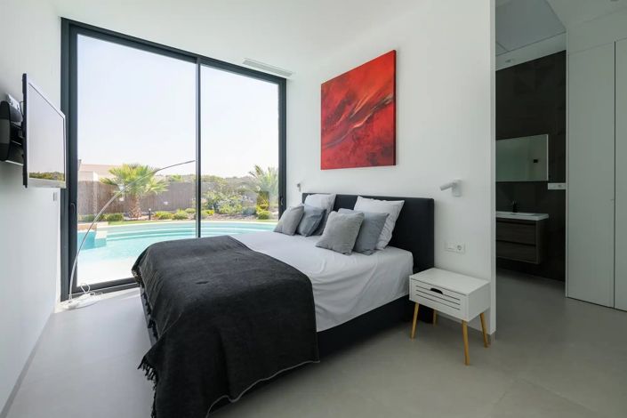 Image No.7-3 Bed Villa for sale