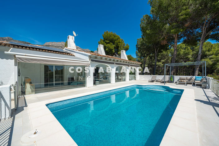 Image No.3-Villa de 4 chambres à vendre à Altea