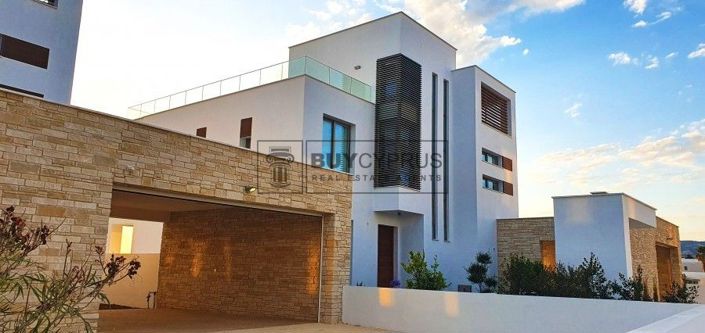 Image No.9-4 Bed Villa for sale