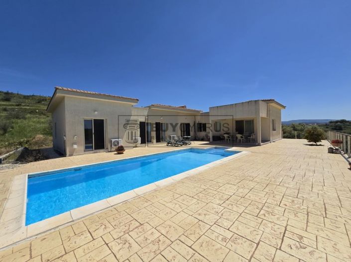 Detached Villa in Polemi For Sale