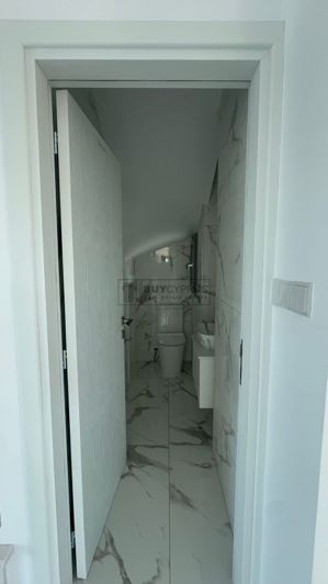 Image No.9-Propriété de 3 chambres à vendre