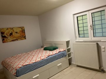 13 Semi Basement 3 Bedroom