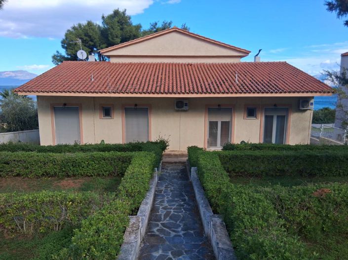 Image No.2-6 Bed House for sale
