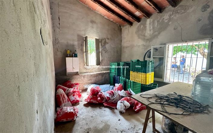 Image No.7-2 Bed Country House for sale