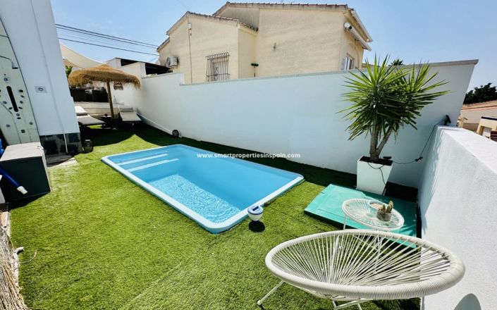 Image No.2-Villa de 2 chambres à vendre à La Marina