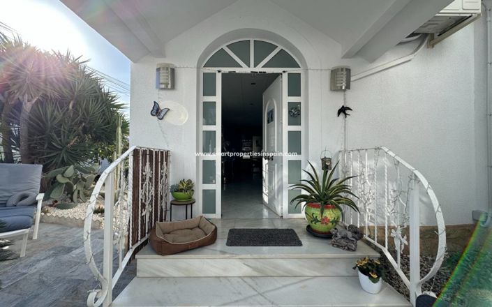 Image No.5-3 Bed Villa for sale