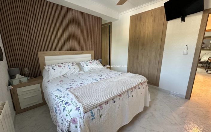 Image No.21-3 Bed Villa for sale