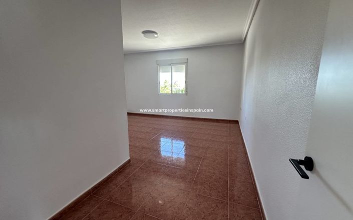 Image No.10-3 Bed Villa for sale