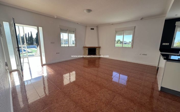 Image No.6-3 Bed Villa for sale