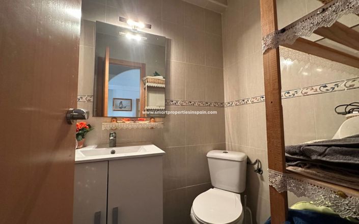 Image No.15-2 Bed Apartment for sale
