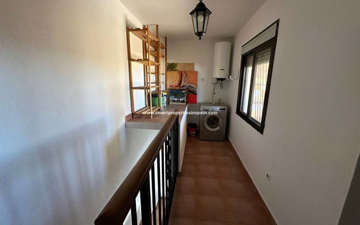 Image No.17-5 Bed Townhouse for sale