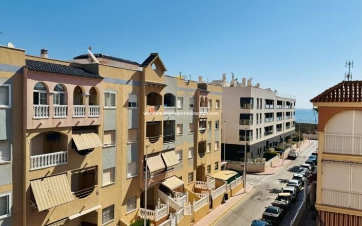 Image No.21-2 Bed Apartment for sale