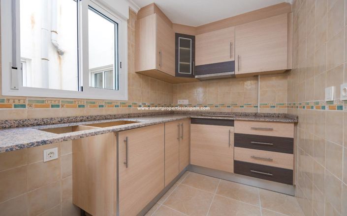 Image No.6-3 Bed Apartment for sale