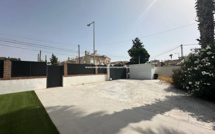 Image No.47-3 Bed Villa for sale