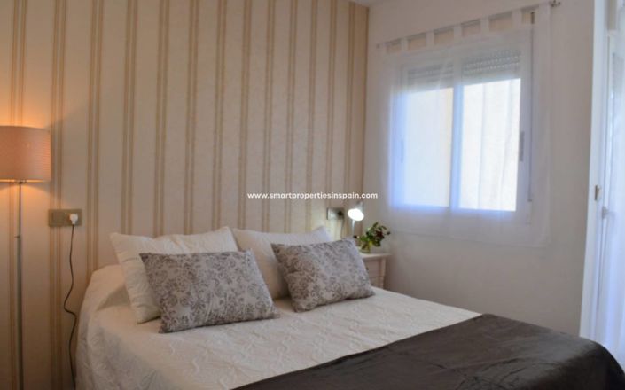 Image No.2-1 Bed Townhouse for sale