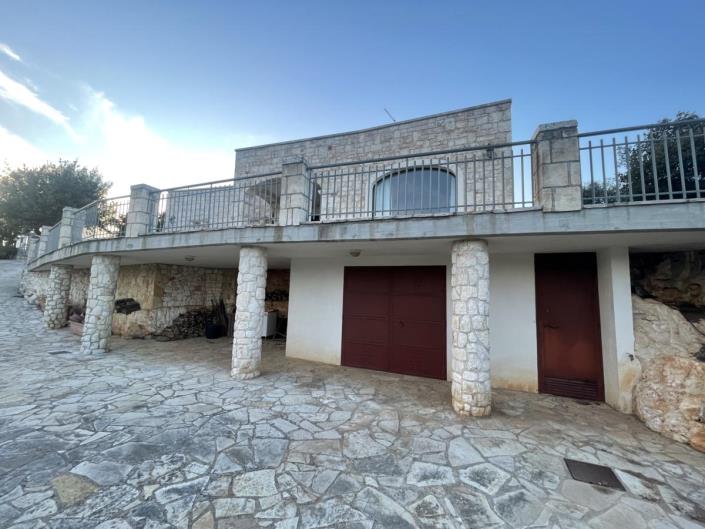 Image No.22-3 Bed Villa for sale