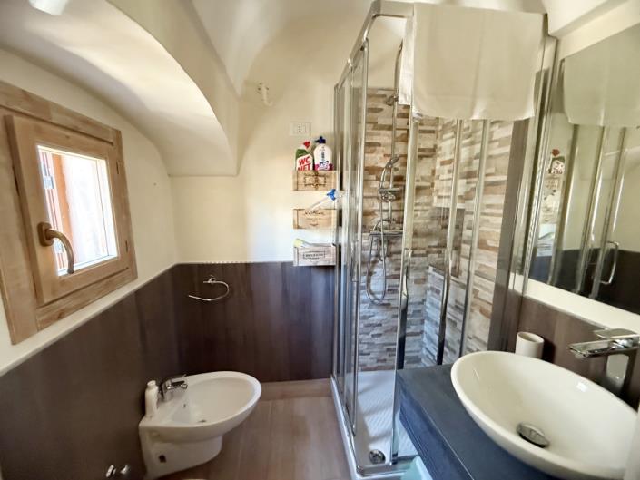 Image No.28-3 Bed Apartment for sale