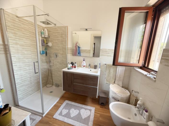 Image No.28-5 Bed House/Villa for sale