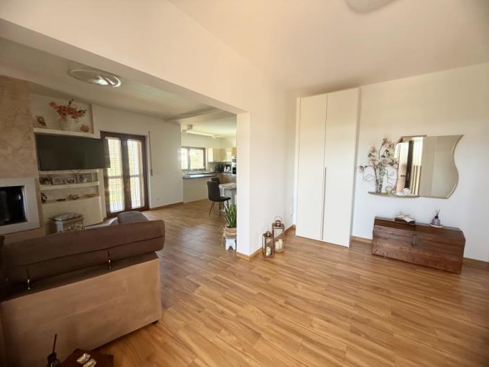 Image No.42-5 Bed House/Villa for sale