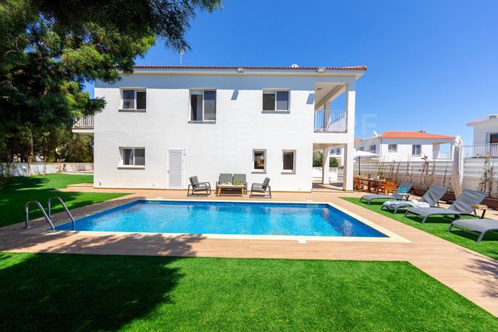 Image No.25-Villa de 4 chambres à vendre à Ayia Napa