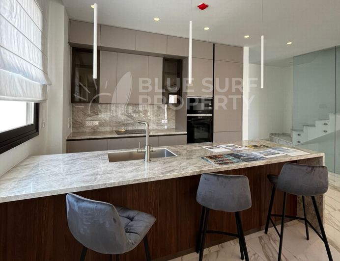 Image No.9-4 Bed Townhouse for sale