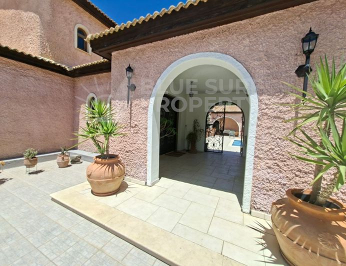 Image No.2-Villa de 3 chambres à vendre à Larnaca