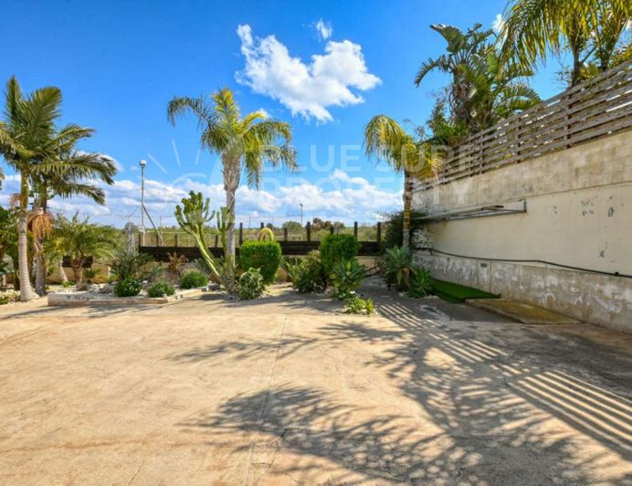 Image No.18-3 Bed Villa for sale