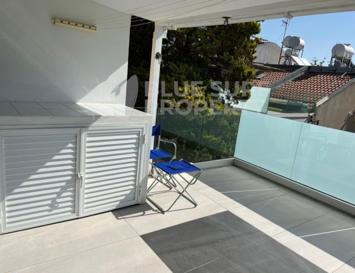 Image No.16-2 Bed Townhouse for sale