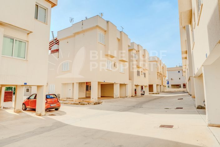 Image No.28-3 Bed Apartment for sale