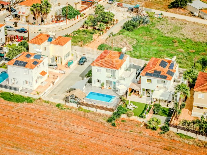 Image No.48-4 Bed Villa for sale