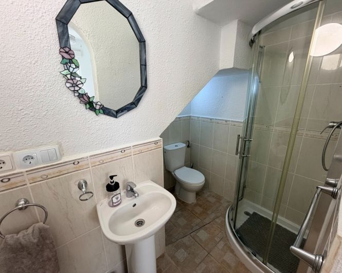 Image No.12-3 Bed Villa for sale