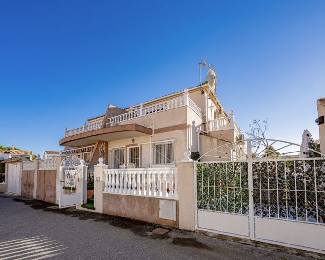 Image No.43-3 Bed Villa for sale