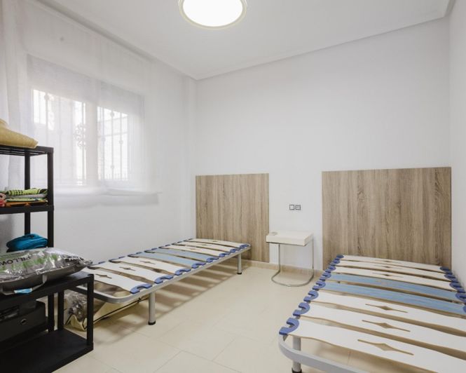 Image No.19-2 Bed Villa for sale