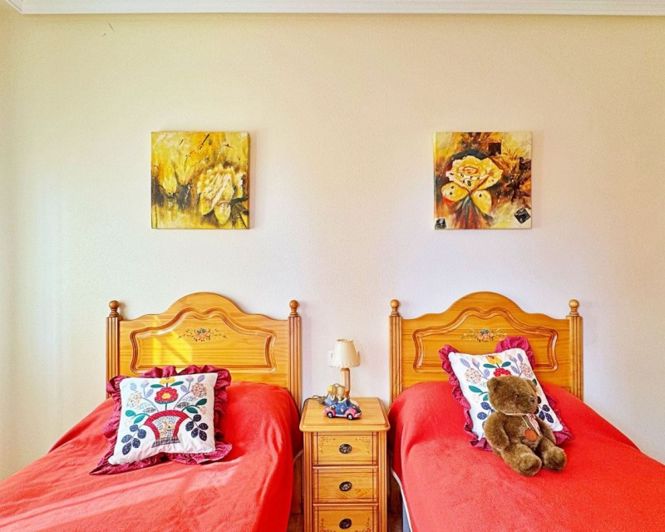 Image No.24-3 Bed Townhouse for sale