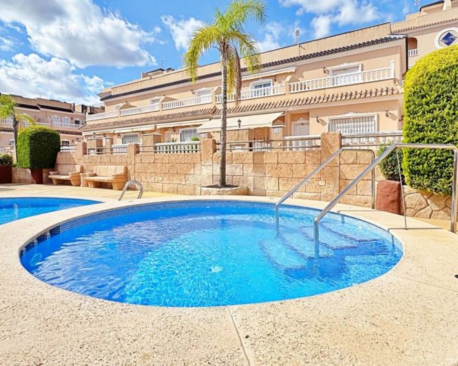 Image No.39-3 Bed Townhouse for sale