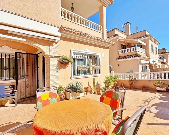 Image No.5-3 Bed Townhouse for sale